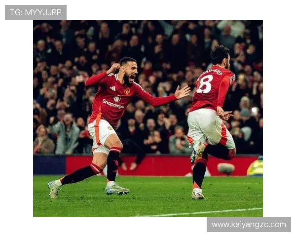 曼联防线失误频繁,防守稳定性承压已逐步反映在球队整体表现中 曼联防线失误频繁,防守稳定性承压已逐步反映在球队整体表现中