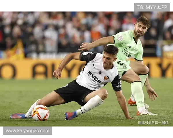 瓦伦西亚传统豪门地位下滑趋势持续，对西甲竞争格局带来影响